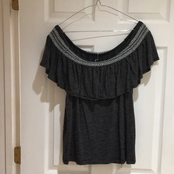 Top - Picture 3 of 3